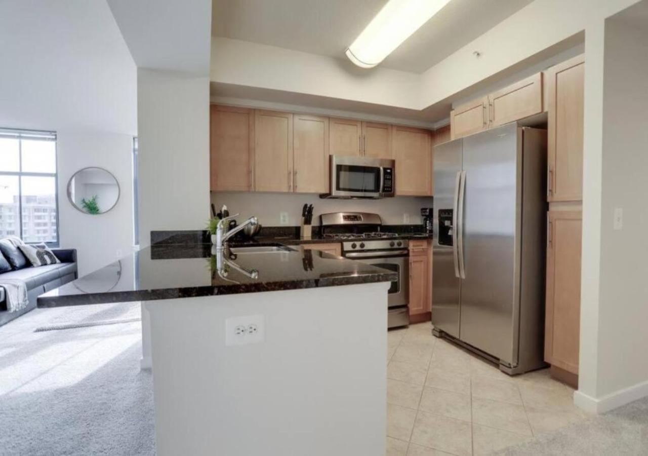 Splendid 2 Bedroom Condo At Pentagon City Arlington Exterior foto